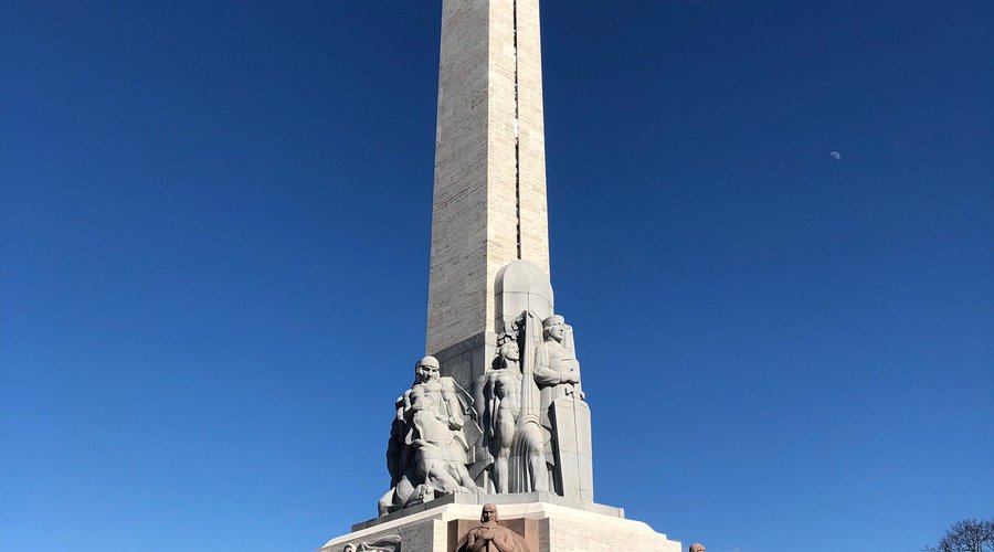 Freedom Monument (Brivibas Piemineklis)