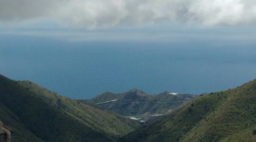 Un lugar con encanto, en un enclave especial, cuidado por sus propietarios, donde miman a sus visitantes.