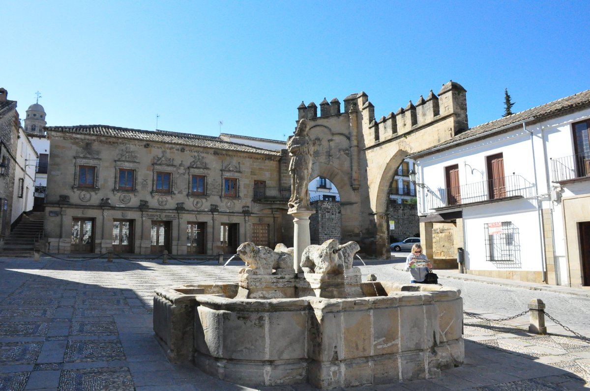 Fuente de los Leones (Baeza) - Lo que se debe saber antes de viajar -  Tripadvisor