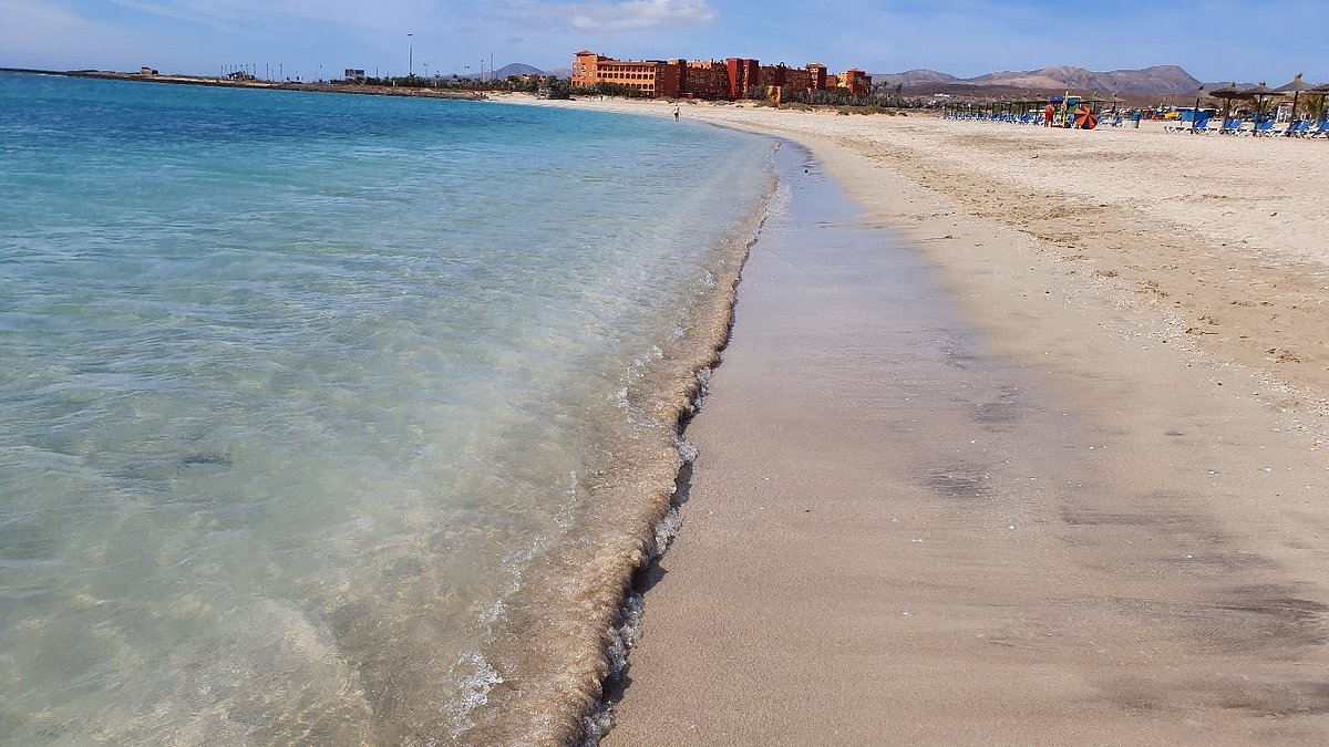 ▷ Las Salinas del Carmen Beach in Fuerteventura - Fuerteventura playas