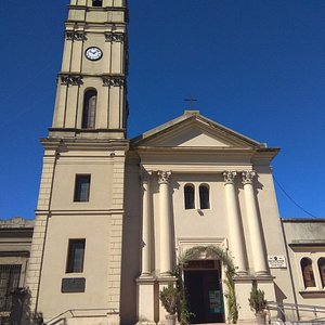 https://dynamic-media-cdn.tripadvisor.com/media/photo-o/17/3b/12/ca/iglesia-de-nuestra-senora.jpg?w=300&h=300&s=1