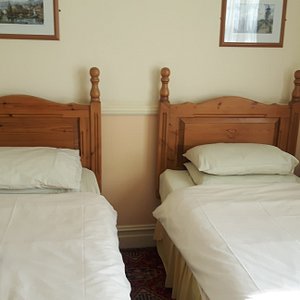Lovely rooms with en suite.