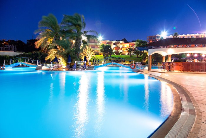 avis-et-photos-de-la-piscine-de-l-kresten-palace-hotel-tripadvisor