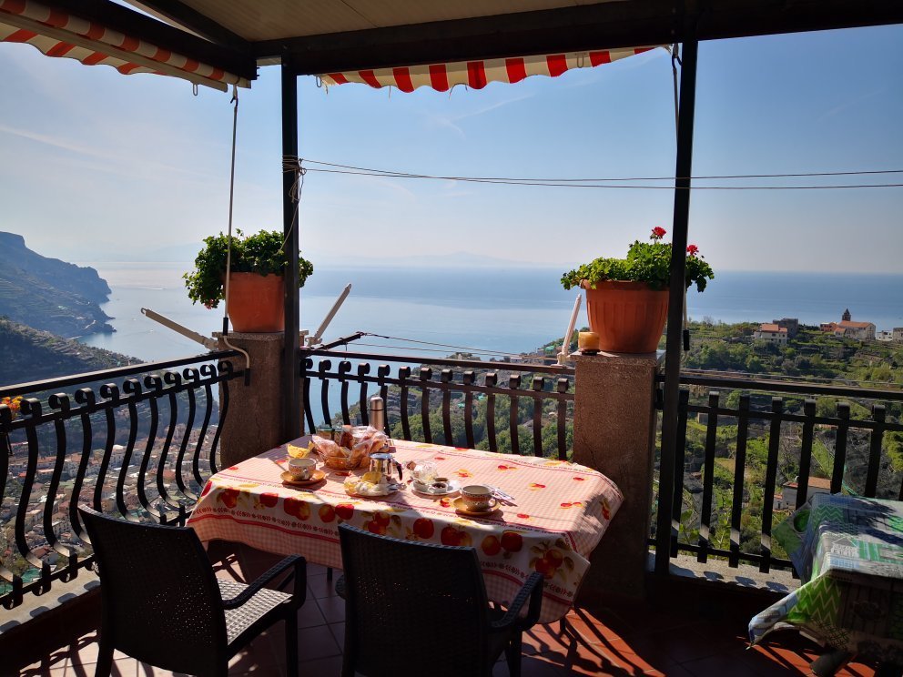 IL RIFUGIO DEL POETA BED & BREAKFAST (Ravello, Italia): Opiniones Y Precios