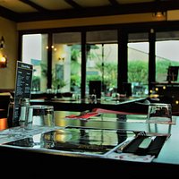 salle principal vue sur la premiere terrasse