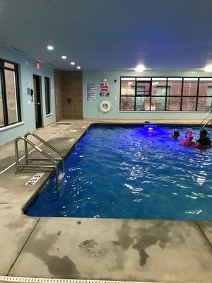 hotels in goldsboro nc with indoor pool