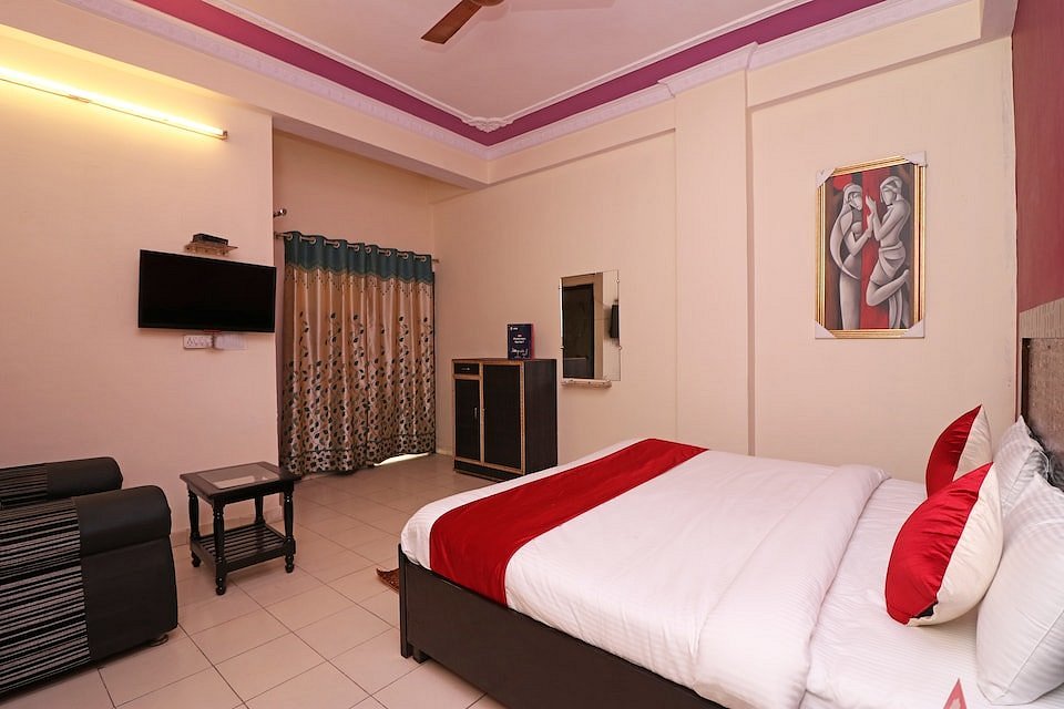OYO 12123 Hotel Sweet Dreams, hotel in Ghaziabad