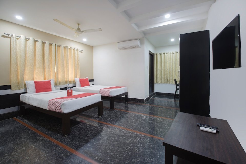 OYO 9541 AMEERPET - Hotel Reviews (Hyderabad, India)