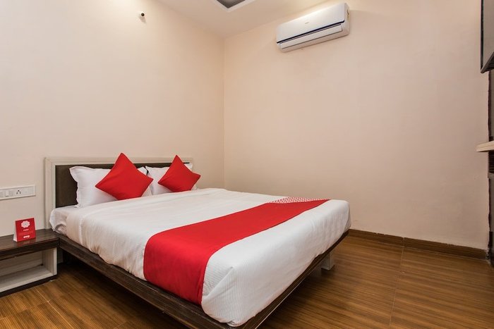 OYO FLAGSHIP HOTEL MADHUR INN - Updated 2024 Prices, Reviews, and Photos