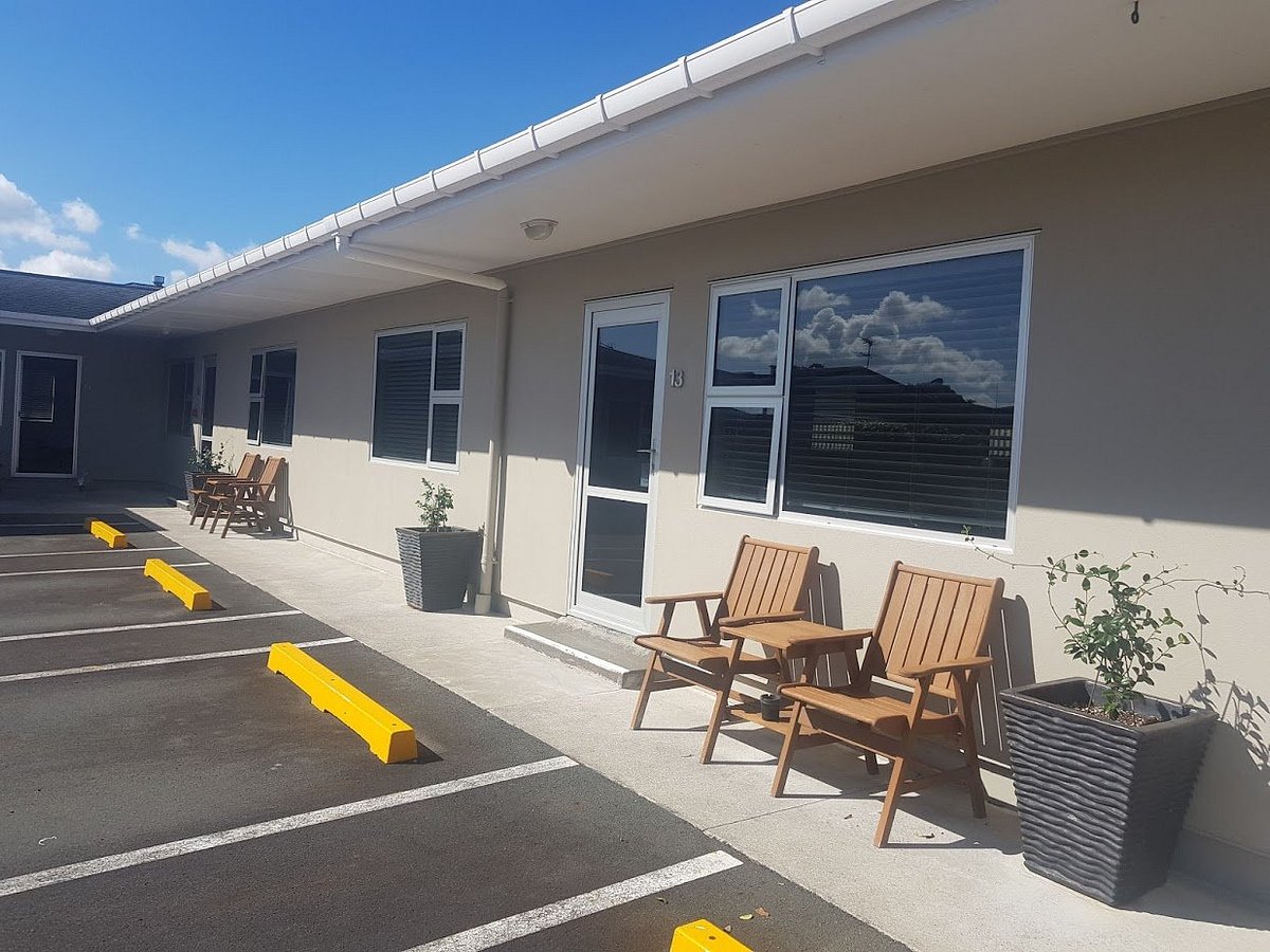 Beach Street Motel Apartments New Plymouth image