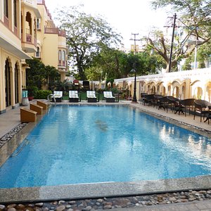 jaipur tourist hotel