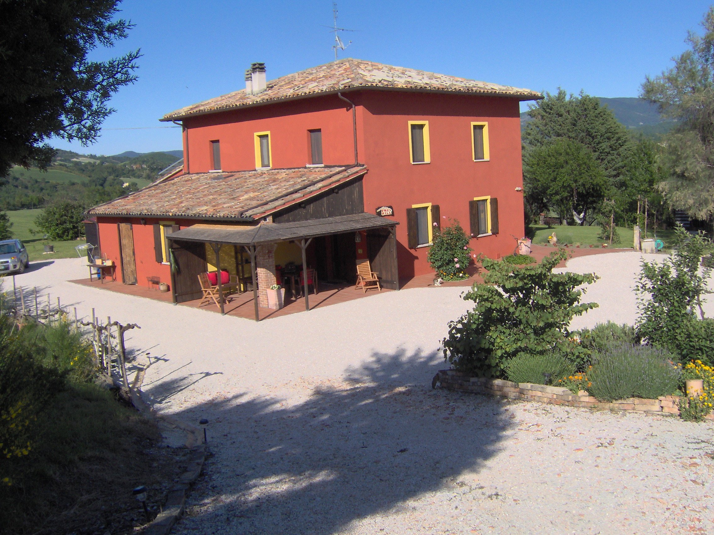 FOX'S HILL BED & BREAKFAST - Prices & B&B Reviews (Urbania, Italy)