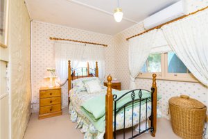 Room & Suite