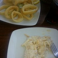 Calamares y ensaladilla rusa.