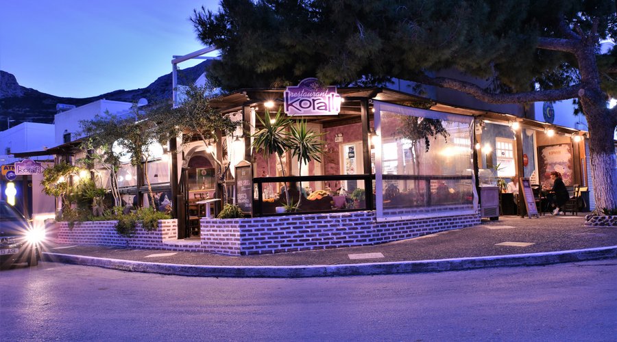 Koralli Restaurant, Kamari, Santorini