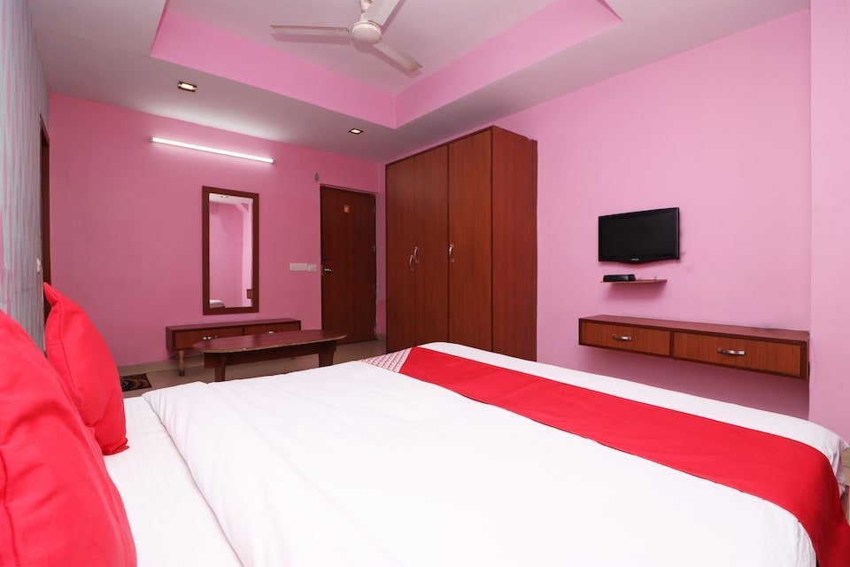OYO Hotel Maruti Lodging (콜카타(캘커타)) - 호텔 리뷰 & 가격 비교