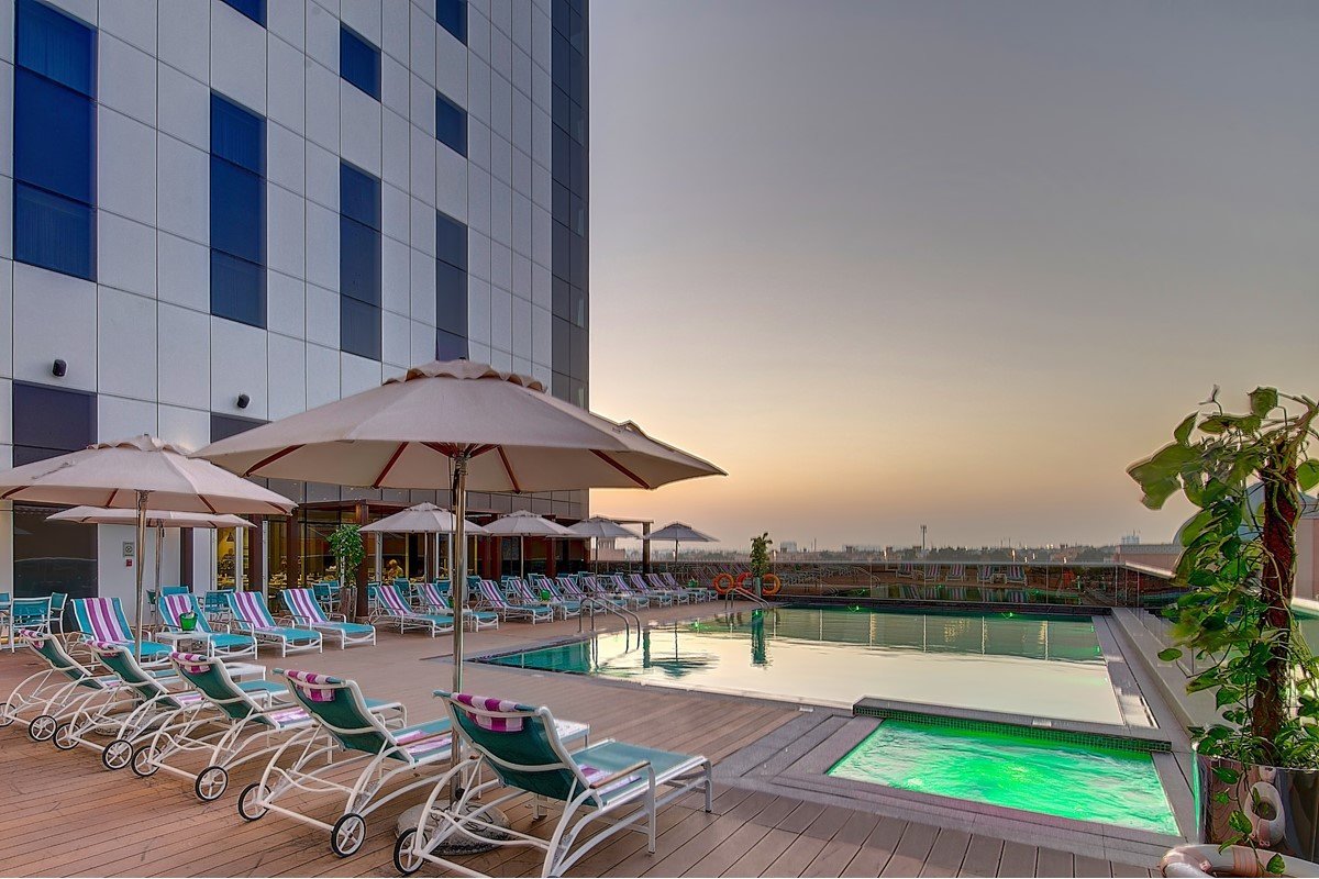 Premier Inn Dubai Ibn Battuta Mall Pool: Pictures & Reviews - Tripadvisor