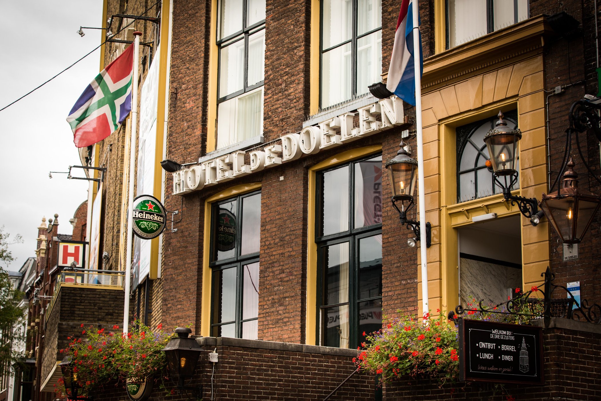 Hotel de Doelen image