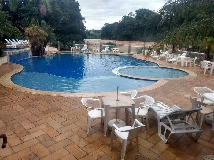 Rejunte sujo, registros emperrando – Foto de Hotel Recanto da Cachoeira,  Socorro - Tripadvisor