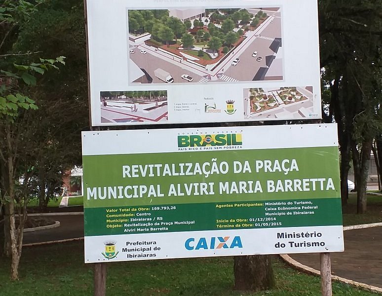 Praça Municipal Alviri Maria Barreta image