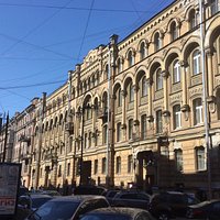 Доходный дом Подворья Троице-Сергиевой Пустыни на ул. Рубинштейна, 3