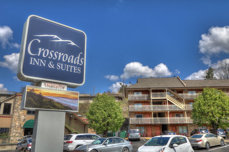 Crossroads inn читы