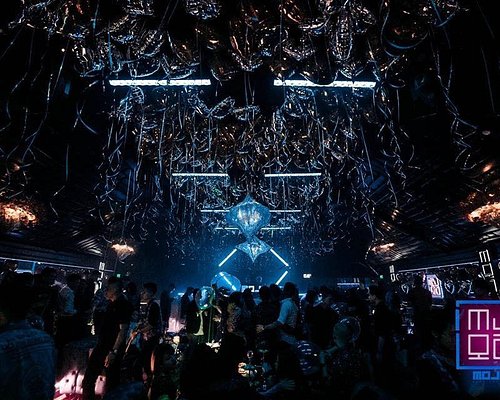 Top 11 HOTTEST Hanoi night clubs to dance the night away