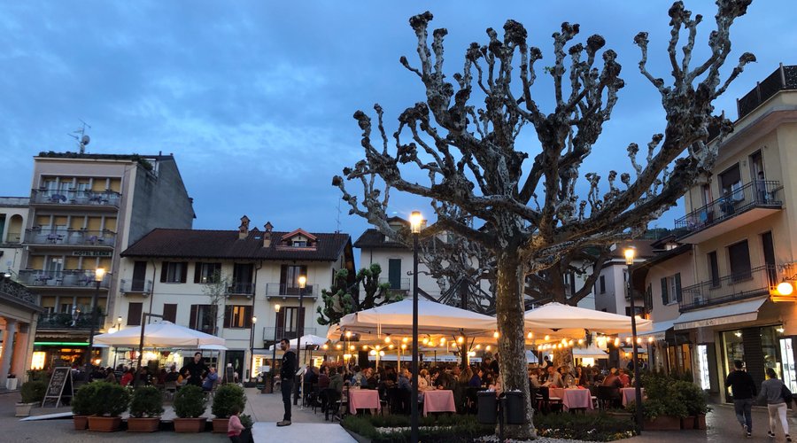 Terrasse beim Eindämmern
