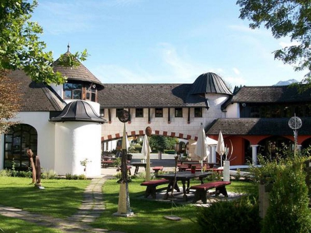 FAMILY HOTEL SCHLOSS ROSENEGG - Updated 2024 Prices & Reviews ...