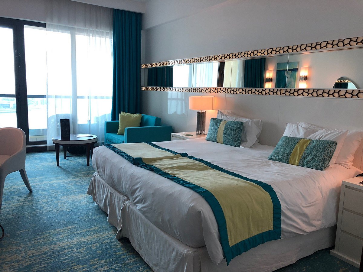 JA Ocean View Hotel, hôtel à Dubaï