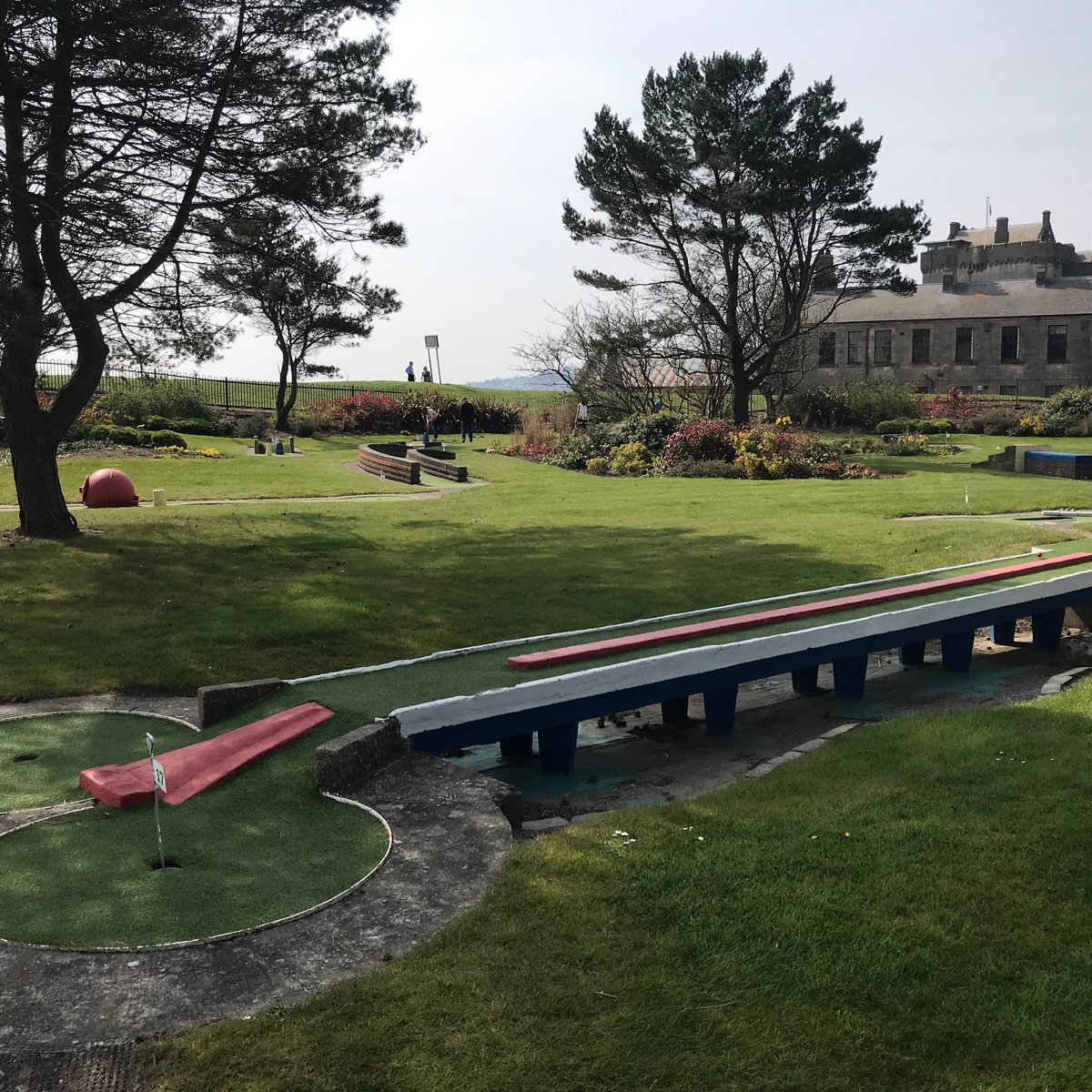 CASTLE GREEN CRAZY GOLF COURSE (Dundee) 2022 Qué saber antes de ir