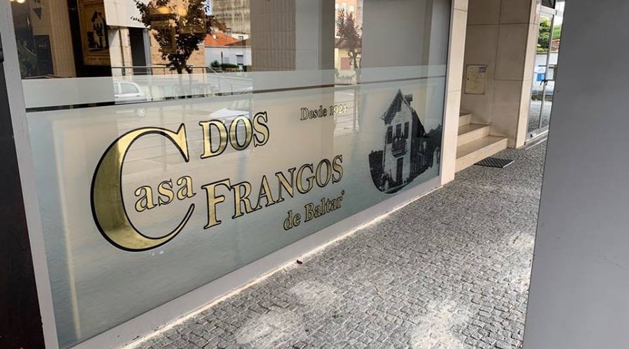 Montras do restaurante da Maia