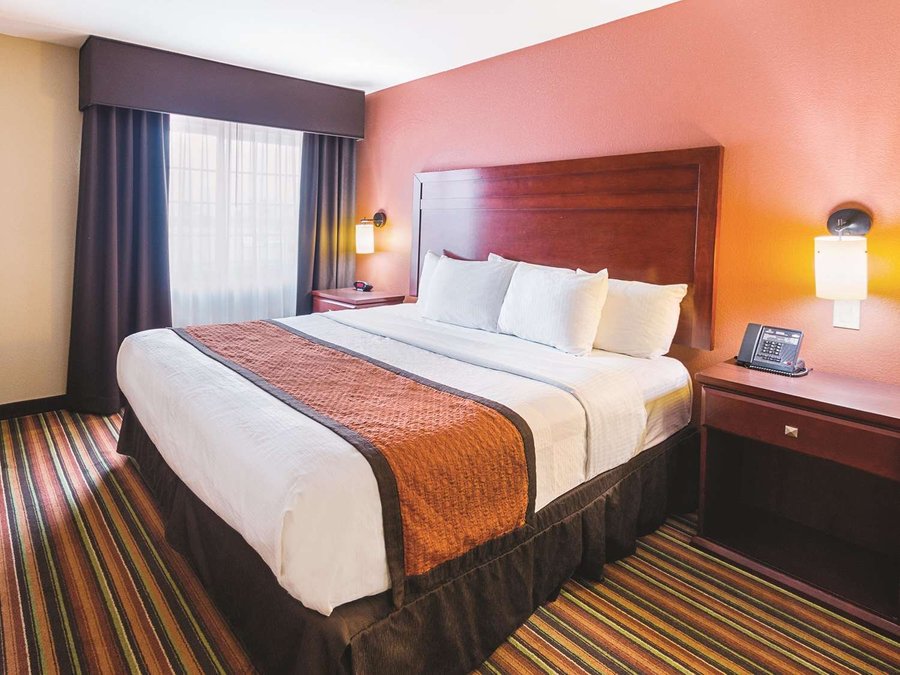 LA QUINTA INN & SUITES BY WYNDHAM WOODWAY - WACO SOUTH $85 ($̶9̶5̶ ...