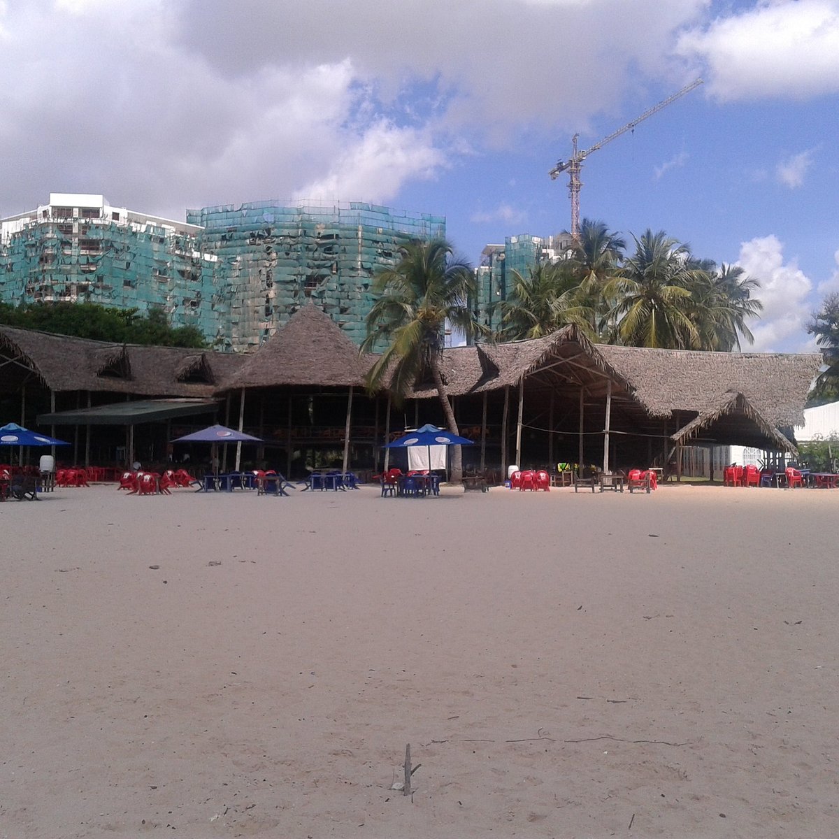 Petite Young Solo - Mbalamwezi Beach Club (Dar es Salaam) - All You Need to Know BEFORE You Go