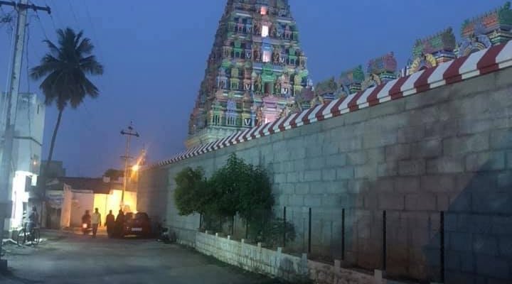 Entrance gopuram in another view