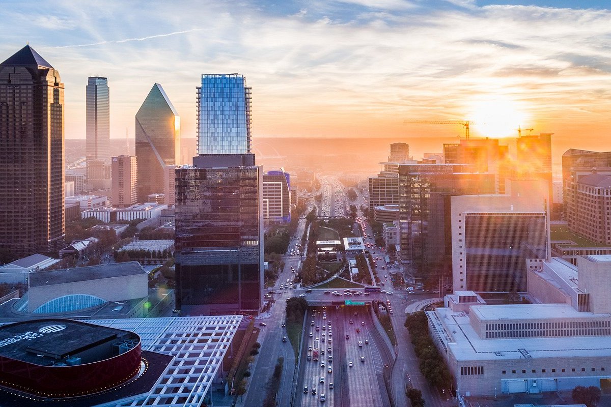 Views from the sky tonight across DFW (via IG/ its_me_gabriela_), Dallas  Texas