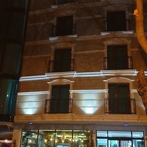 Burokrat Evi