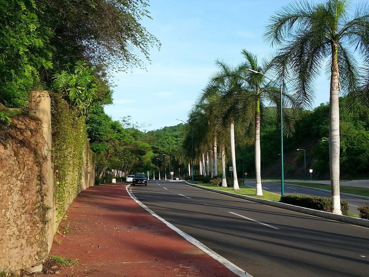 Ciclopista de Ixtapa - All You Need to Know BEFORE You Go