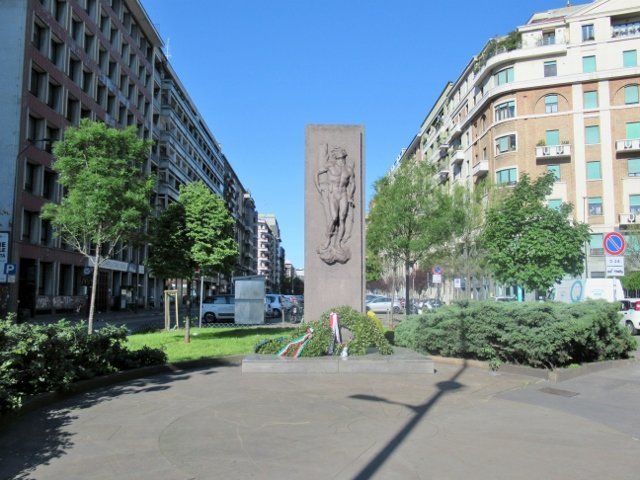 foto di piazzale rosa parks genova