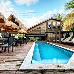 PUR Boutique Cabanas, hotel in Ambergris Caye
