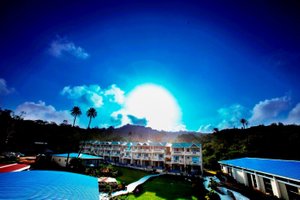 Hummingbird Resort in Mount Abu, image may contain: Resort, Hotel, Building, Villa