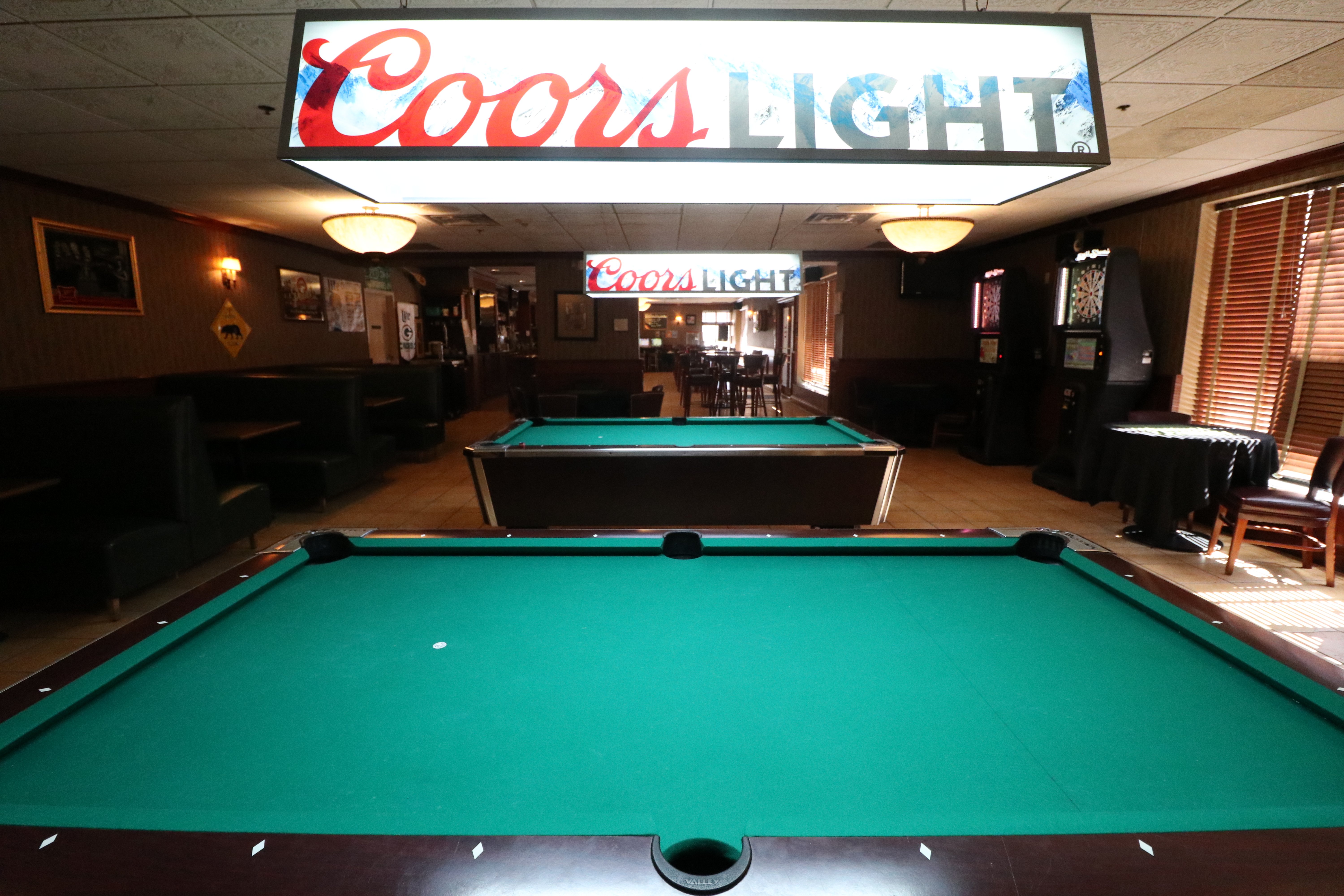 coors banquet pool table light