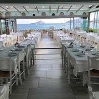 Απολαύστε το φαγητό σας με θέα!