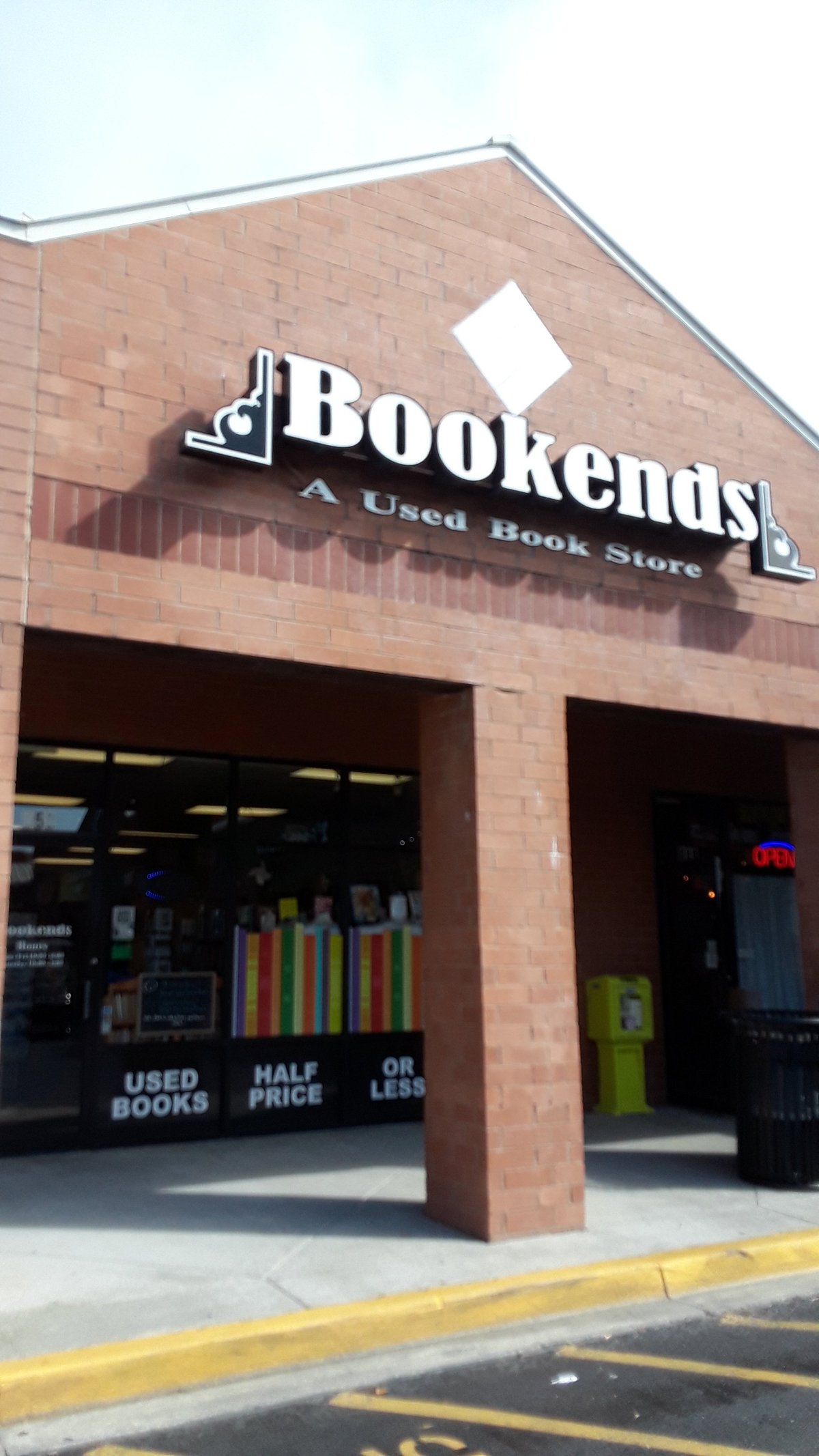 Bookends Used Bookstore - All You Need to Know BEFORE You Go (2024)