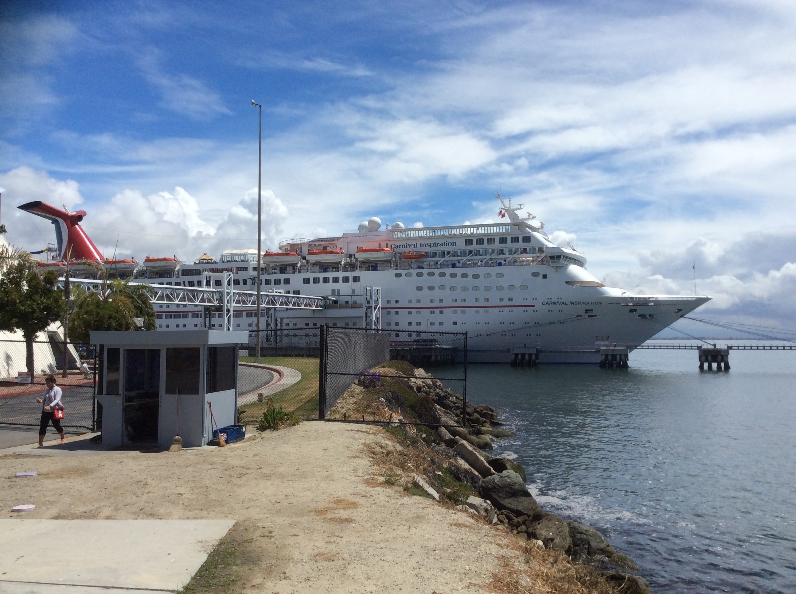 Long Beach Cruise Terminal 2023 Lohnt Es Sich Mit Fotos   A Carnival Ship Docked 