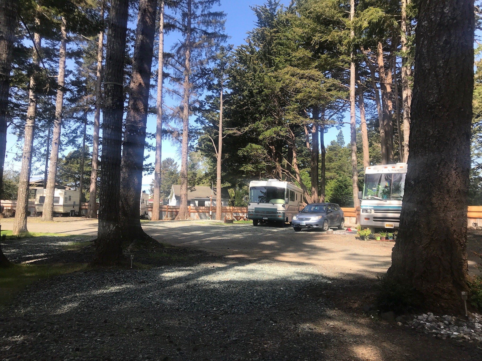 B.SIDE MOTEL & RV - Updated 2024 Prices & Reviews (Bandon, OR)