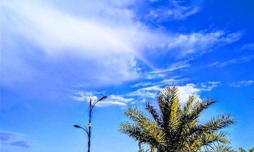 كرنيش القطيف يتميز بالهدوء والراحة النفسية التي يفضلها العوائل وأطفالهم