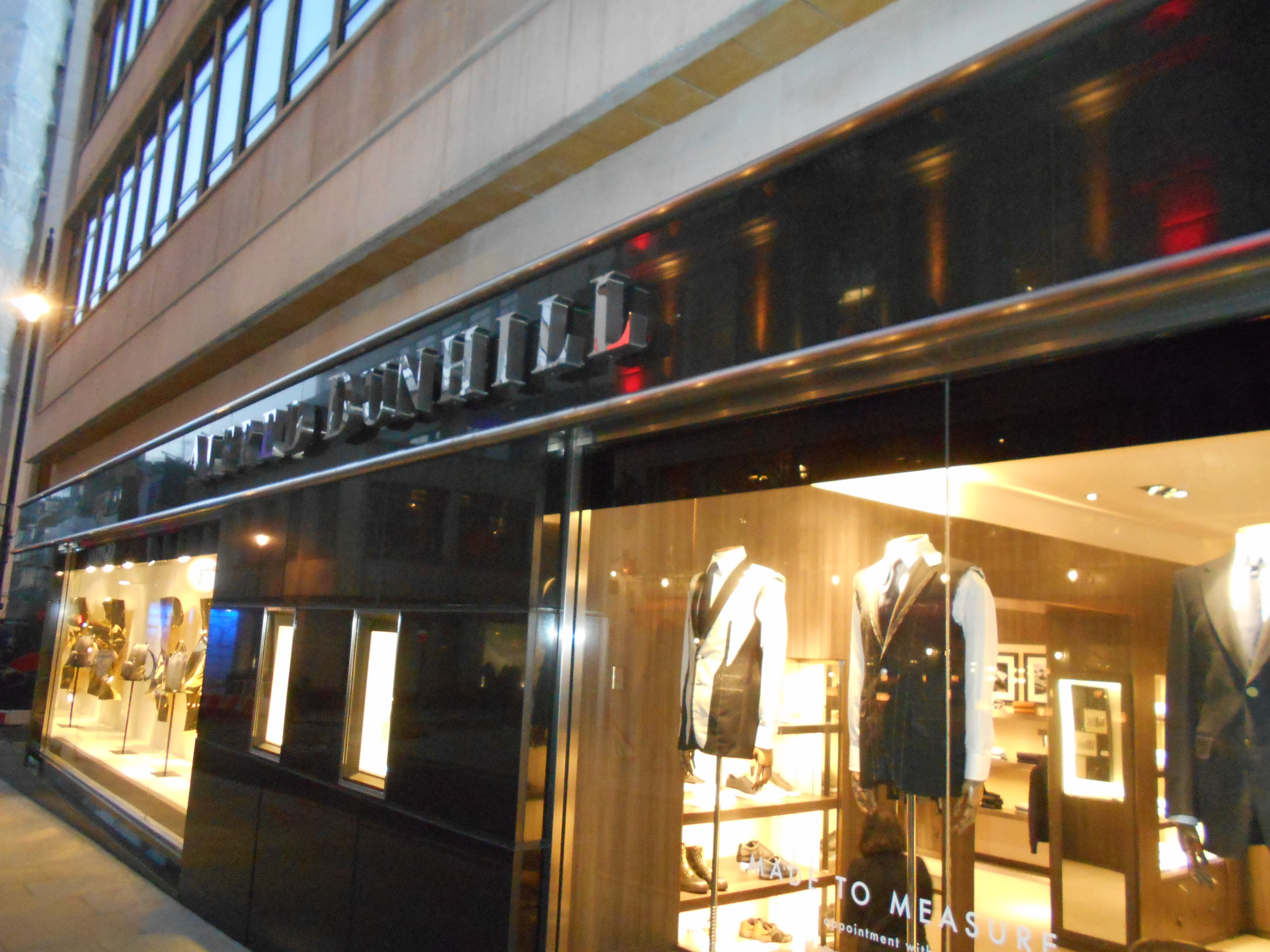 Alfred dunhill store head office