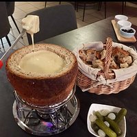 Fondue dans le pain