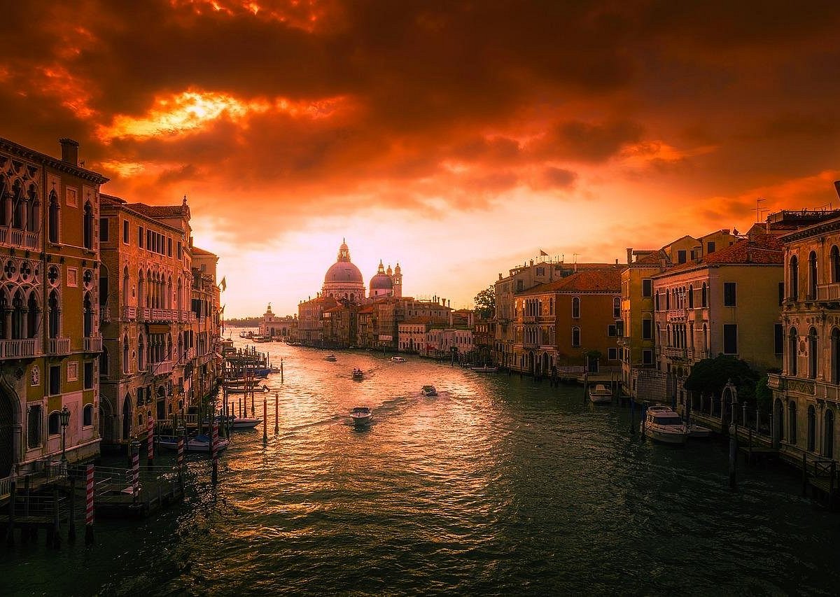 небо венеции
